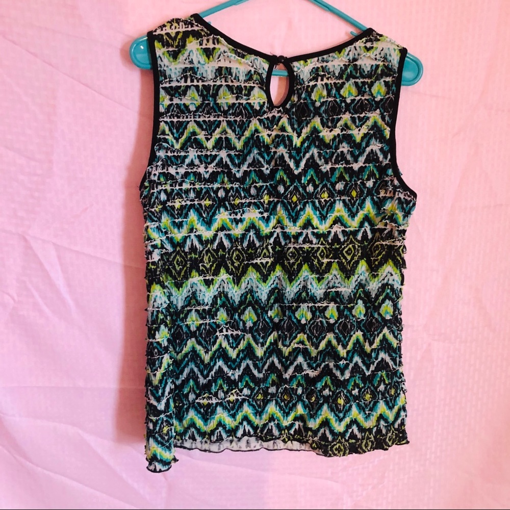Women’s Carole Little Tank Top with Ruffles. - Picture 5 of 5